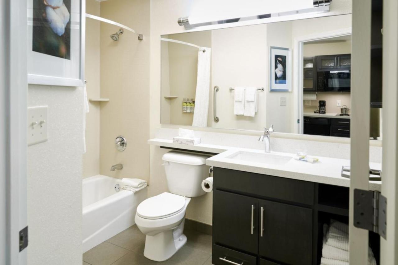 Candlewood Suites Pueblo By Ihg Buitenkant foto