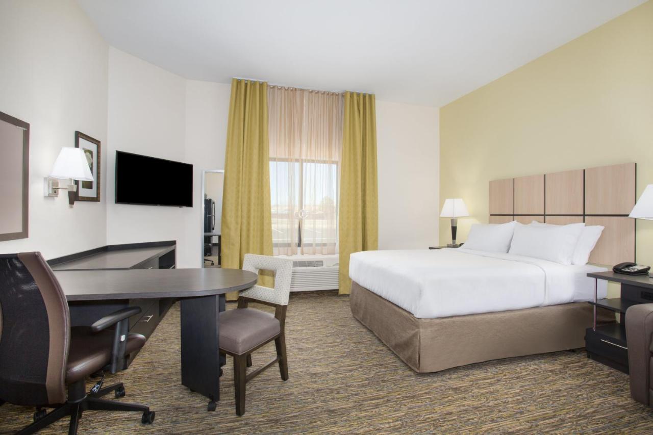 Candlewood Suites Pueblo By Ihg Buitenkant foto