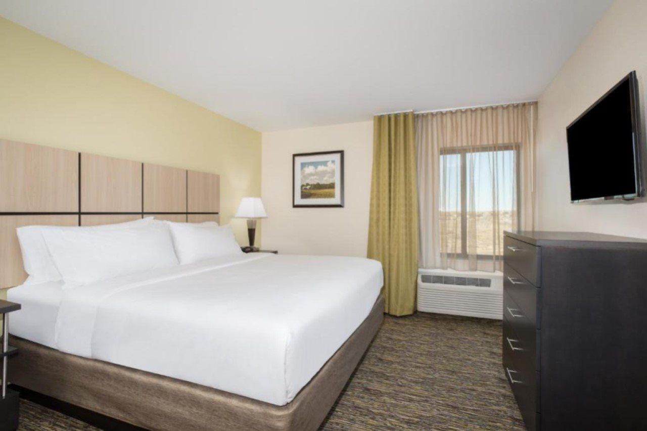 Candlewood Suites Pueblo By Ihg Buitenkant foto