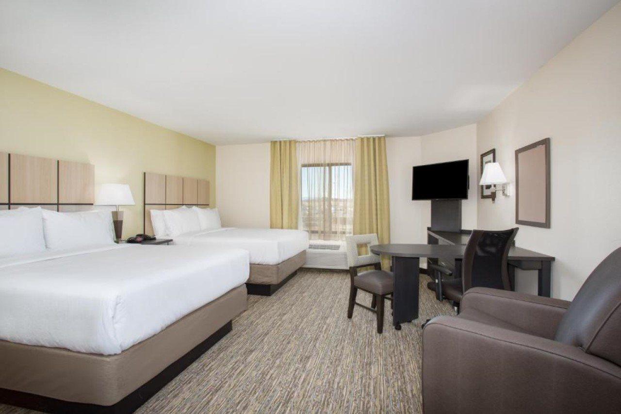 Candlewood Suites Pueblo By Ihg Buitenkant foto