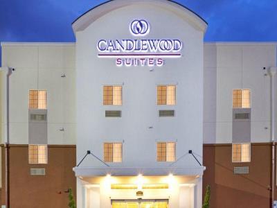 Candlewood Suites Pueblo By Ihg Buitenkant foto