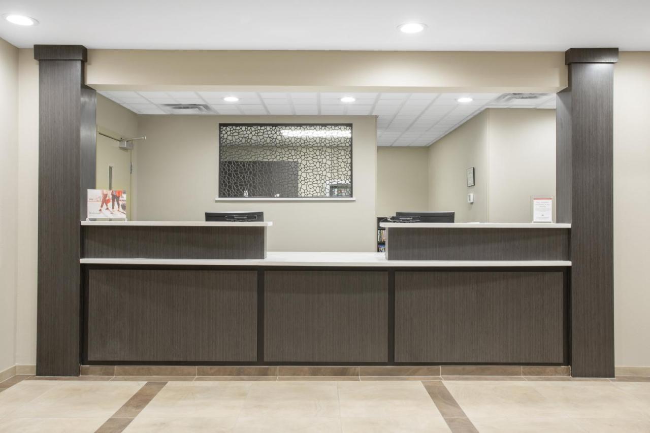 Candlewood Suites Pueblo By Ihg Buitenkant foto